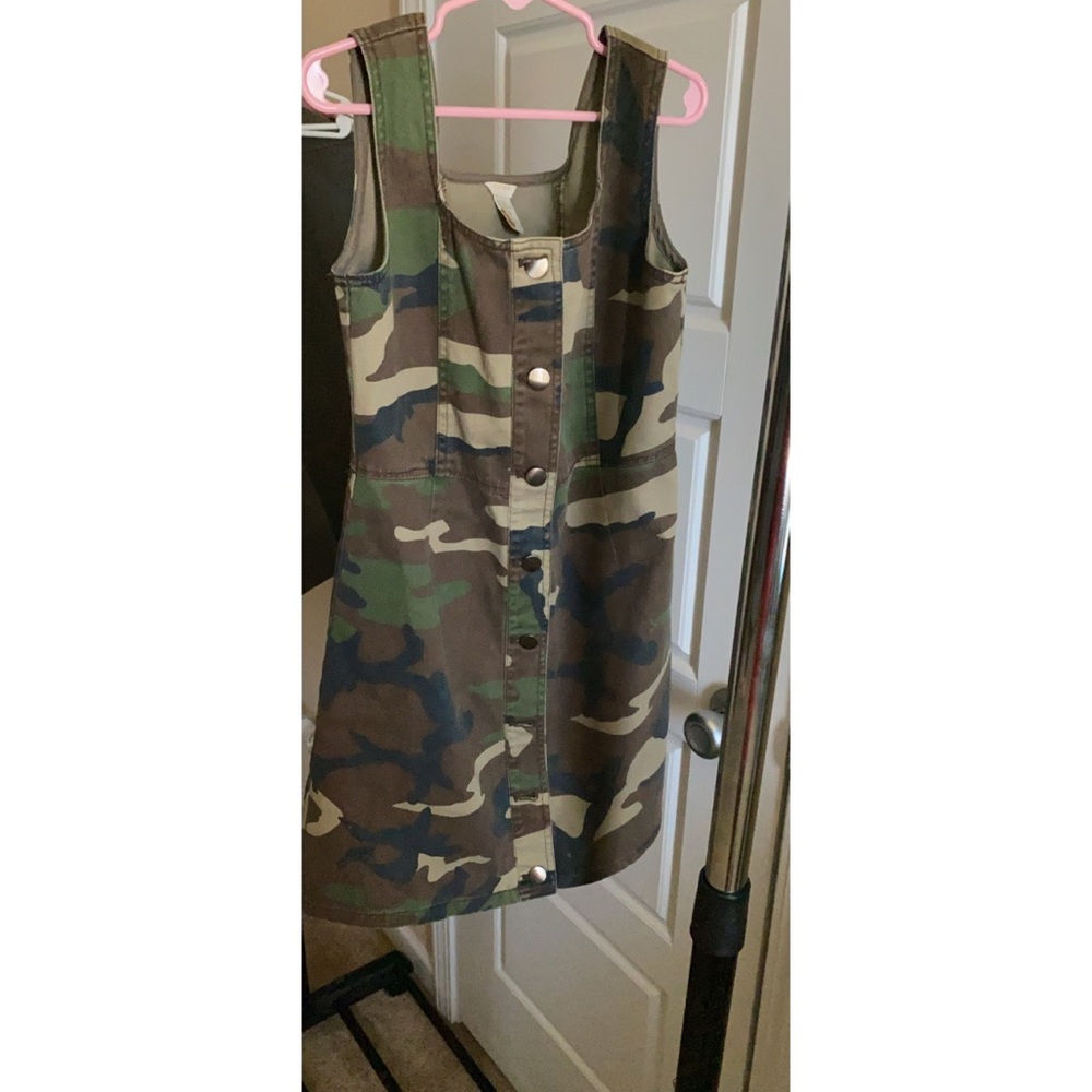Girls camo jumper